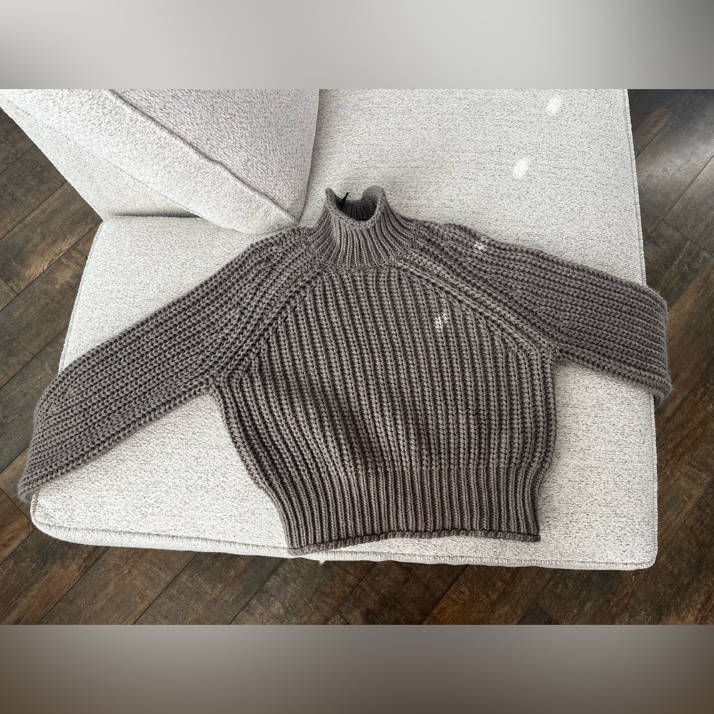 Grey turtleneck sweater!